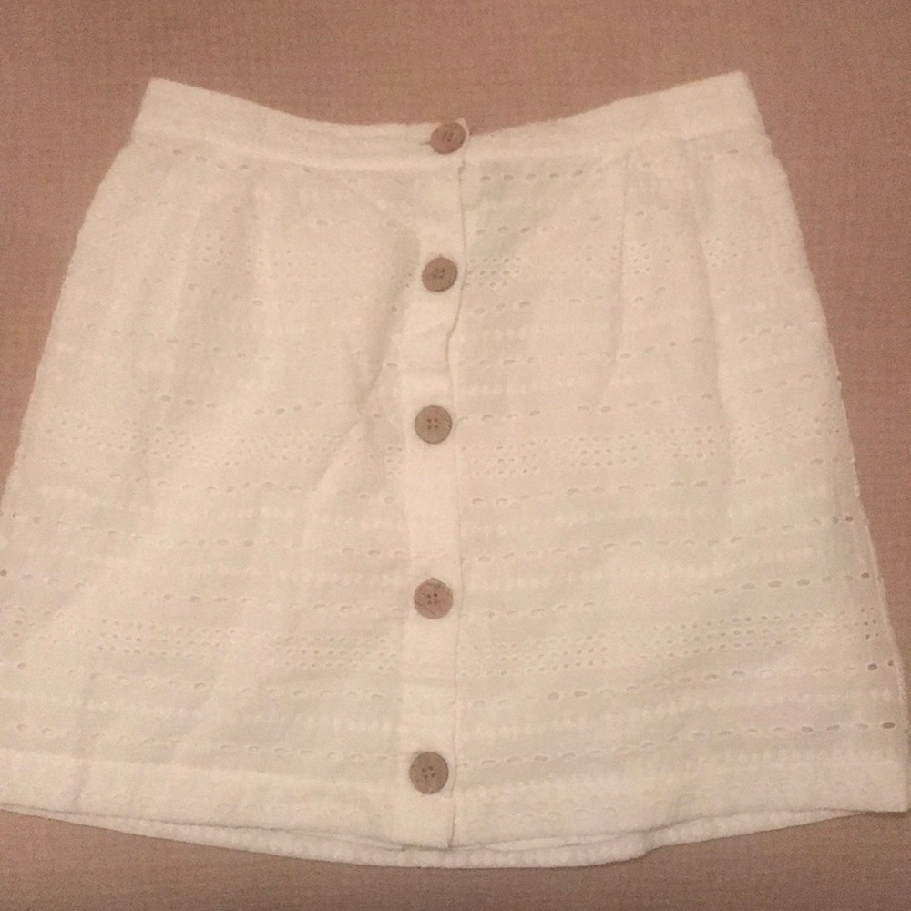 Eyelet white button-up skirt!!